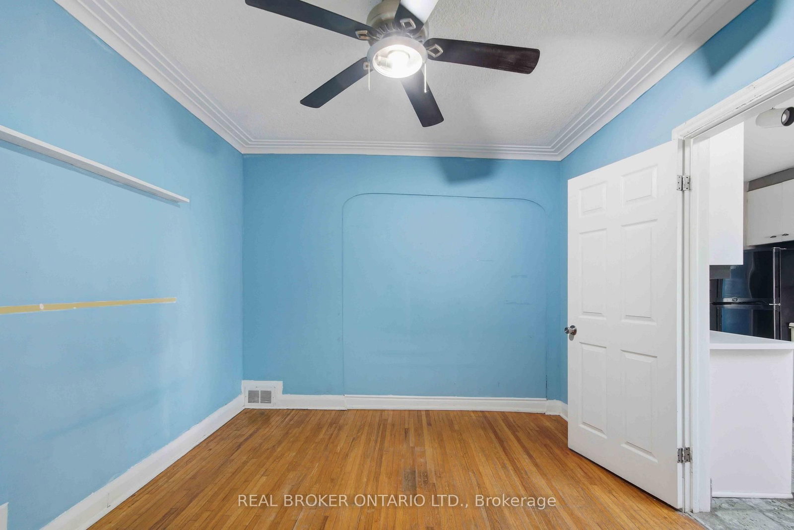 250 Macdonald Avenue • Belleville, ON photo 10