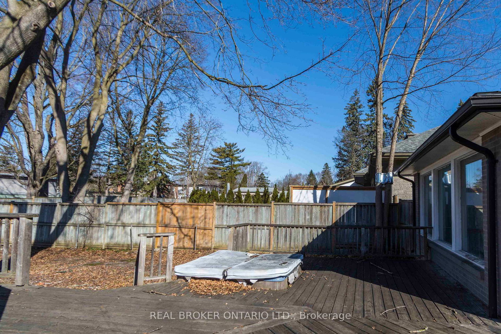 250 Macdonald Avenue • Belleville, ON photo 33
