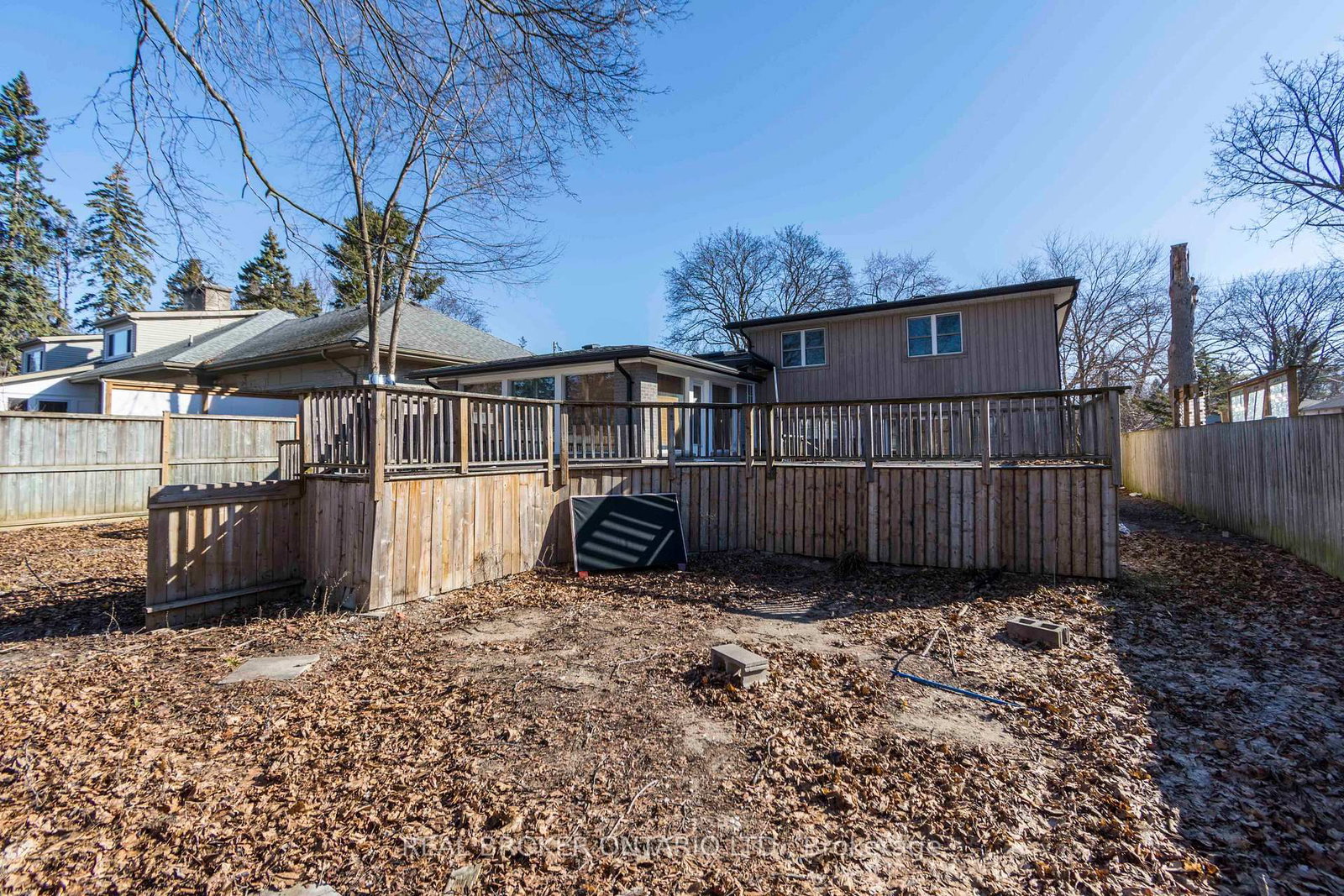 250 Macdonald Avenue • Belleville, ON photo 36