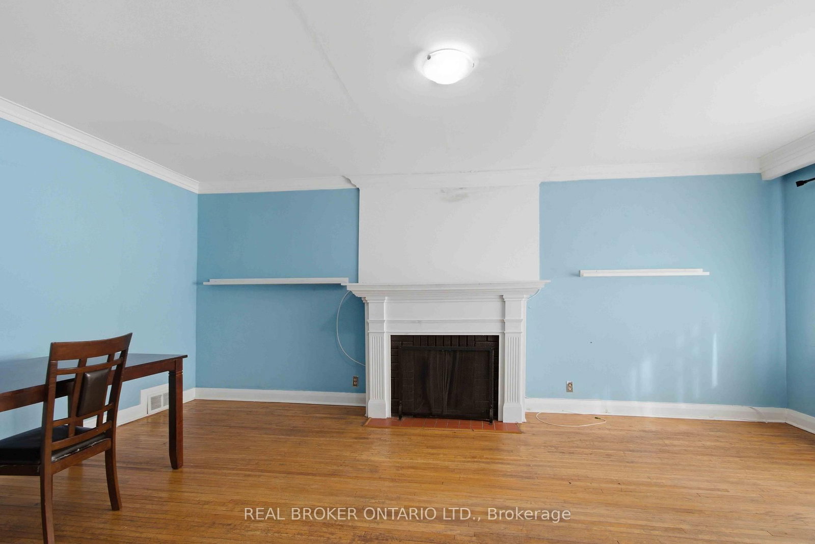 250 Macdonald Avenue • Belleville, ON photo 6