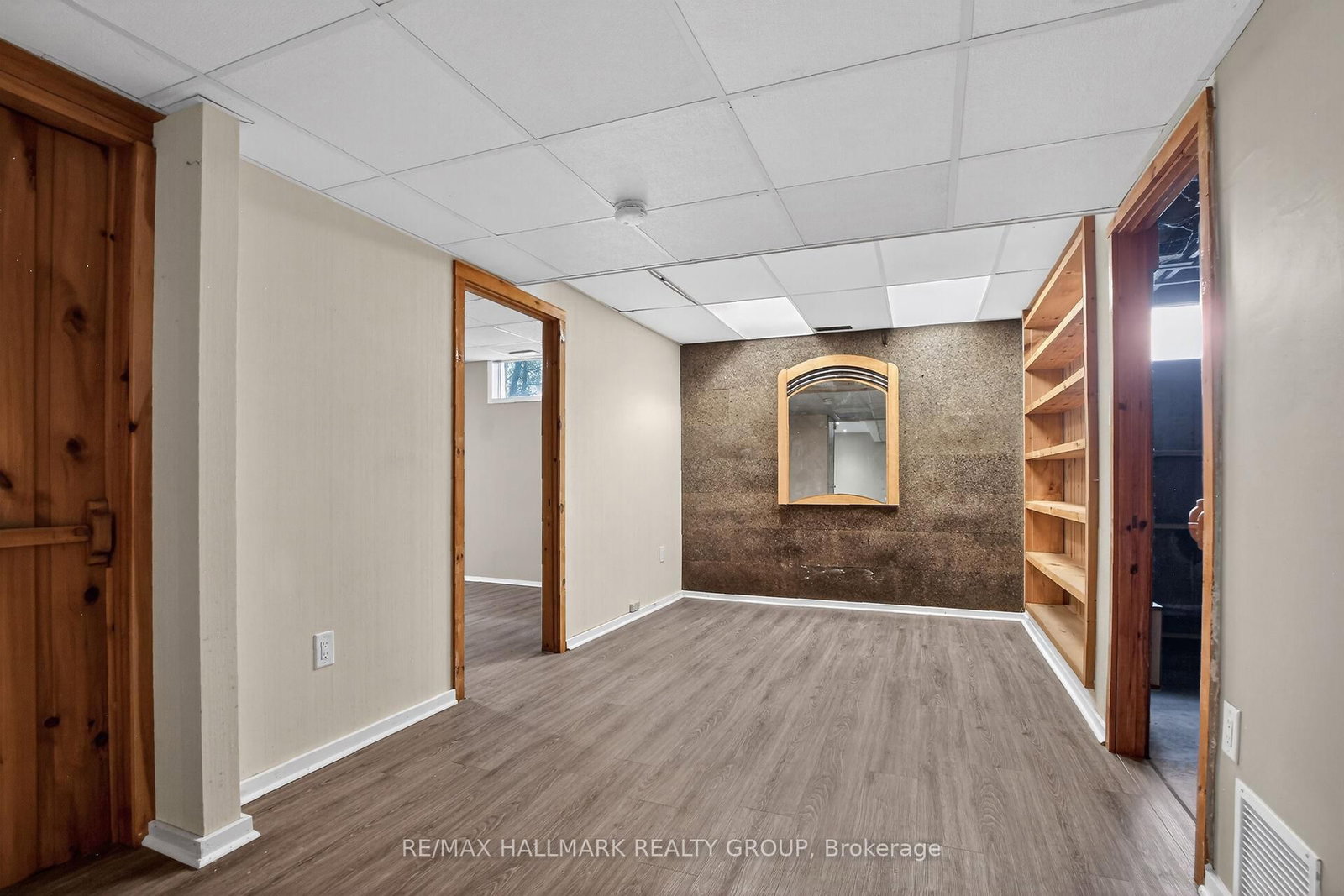 2 Birdstone Avenue • Ottawa, ON photo 35