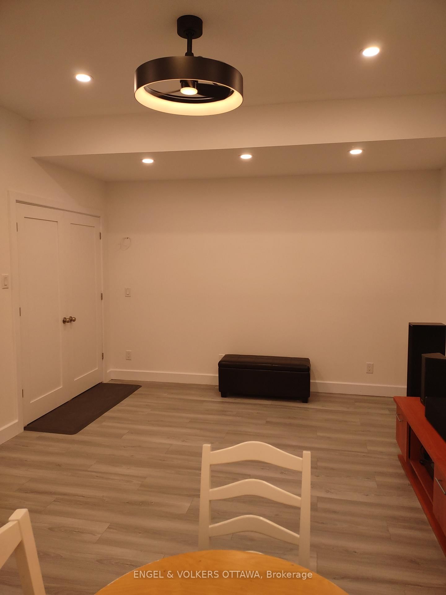 281 KIRCHOFFER, Unit B - Photo 18