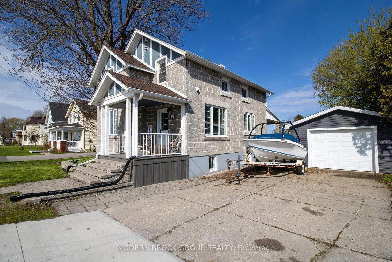 726 County Road 2 Road • Edwardsburgh/Cardinal, ON photo 41