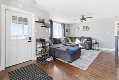 726 County Road 2 Road • Edwardsburgh/Cardinal, ON photo 5