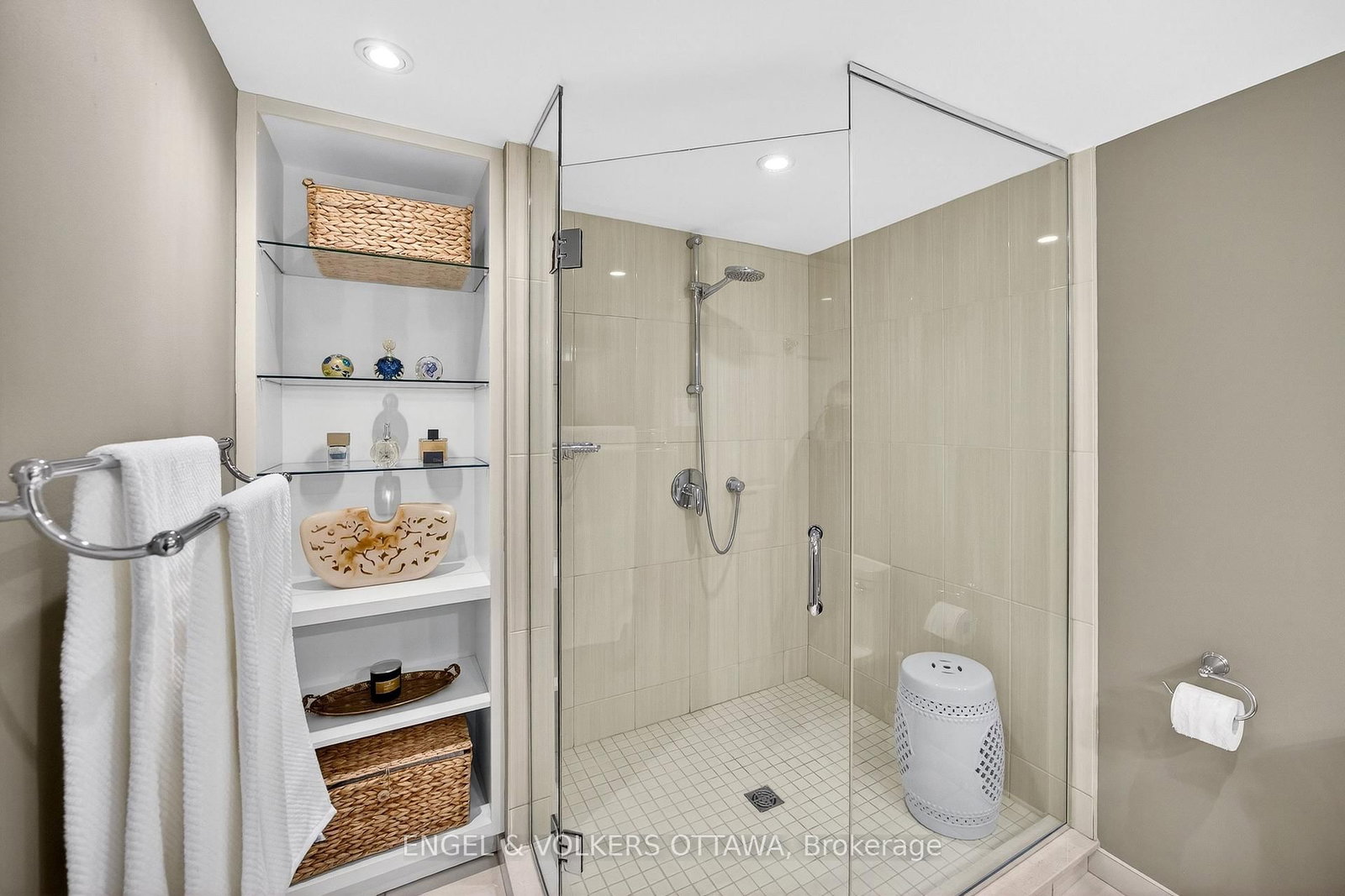 160 George Street, Unit 2404 - Photo 38