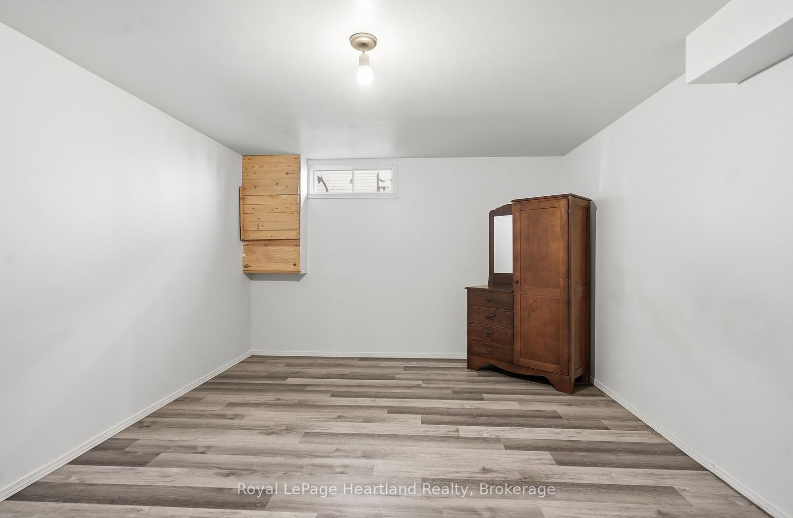 6 Alexander Street • Huron East, ON photo 33