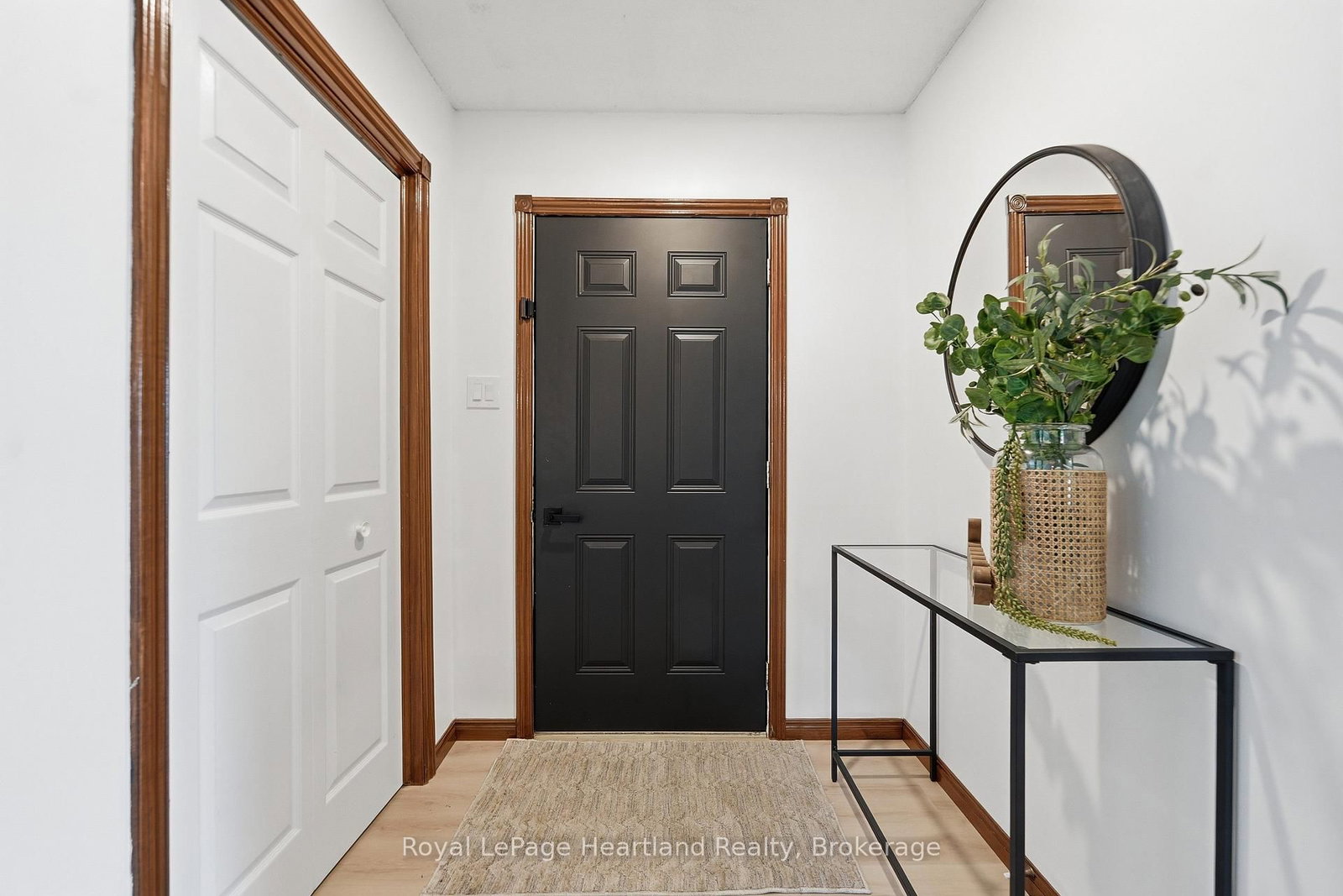 6 Alexander Street • Huron East, ON photo 5