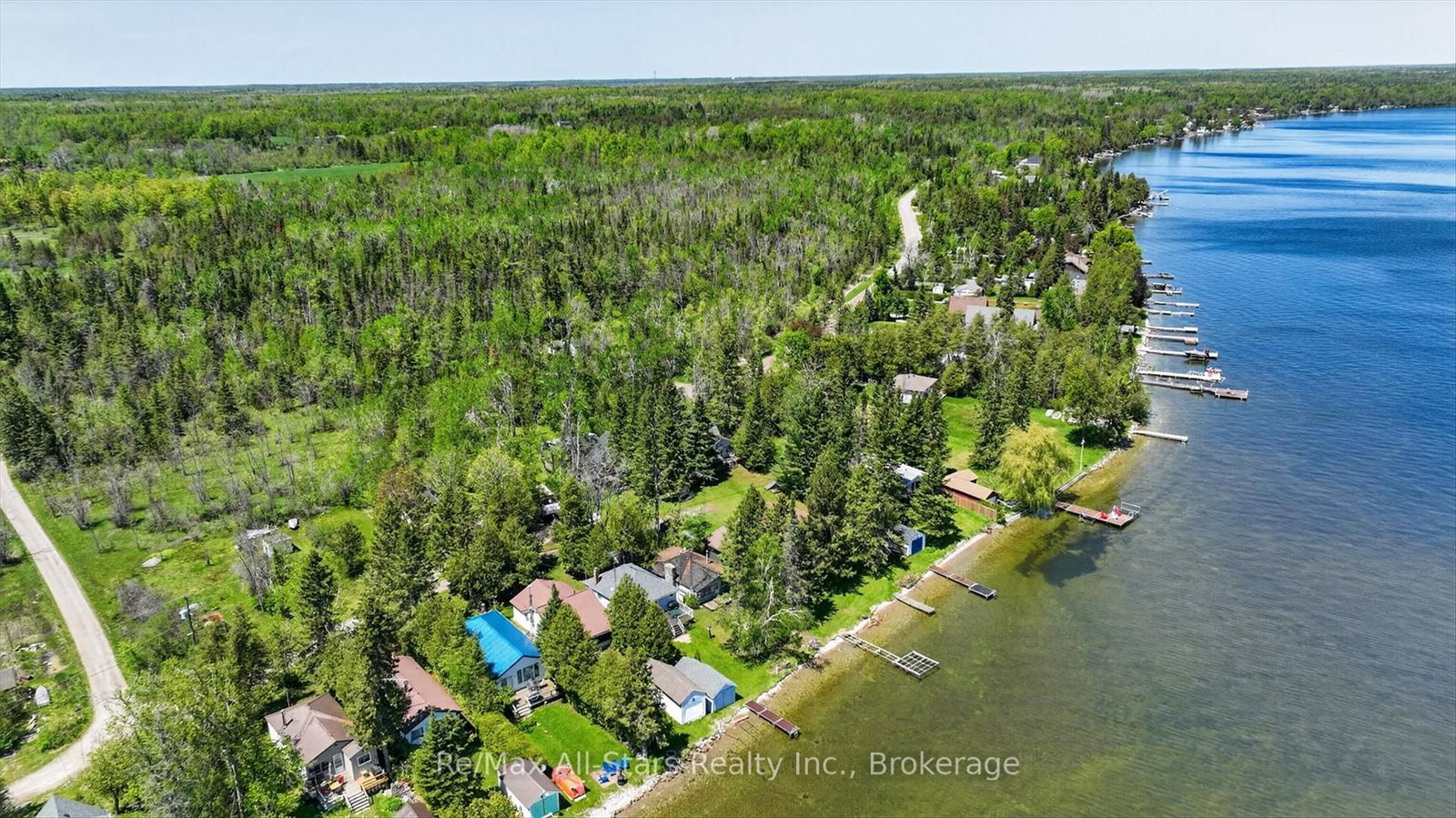 26 LAKE Street • Kawartha Lakes, ON photo 18
