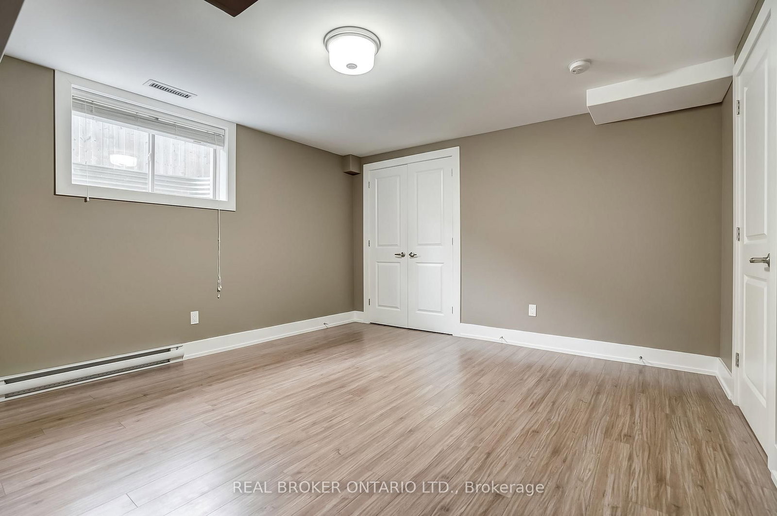 6237 Perth Street • Ottawa, ON photo 40