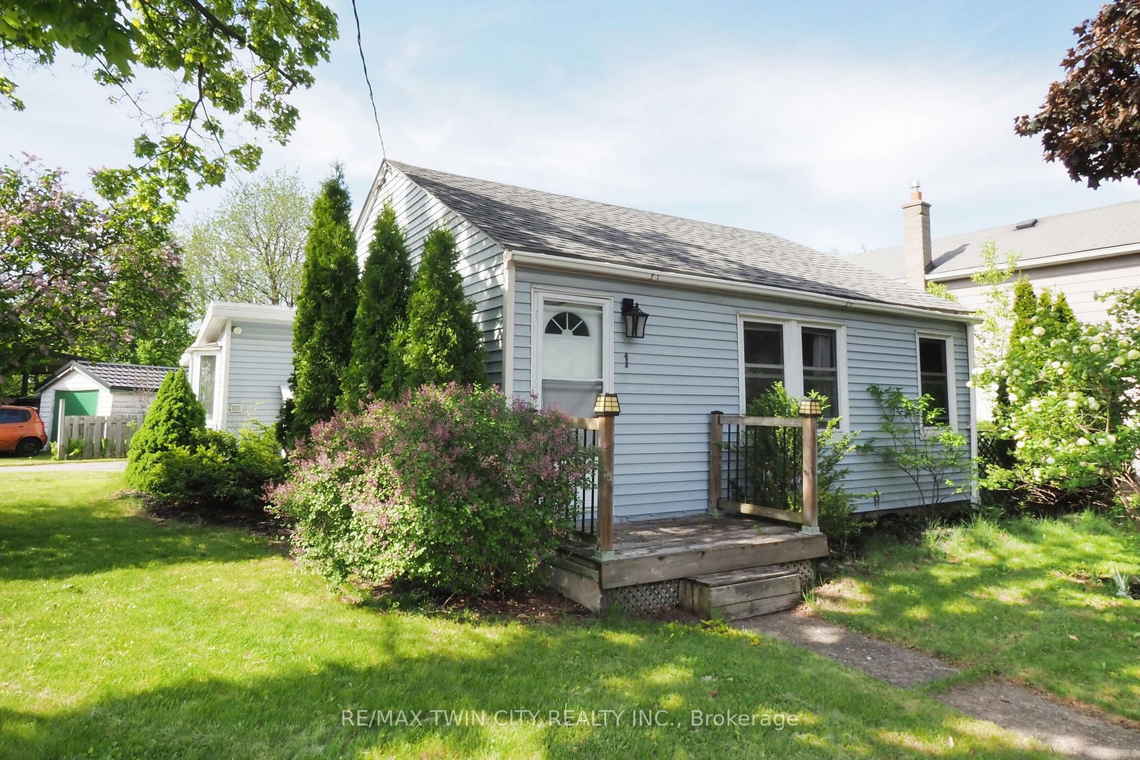 1 Forbes Street