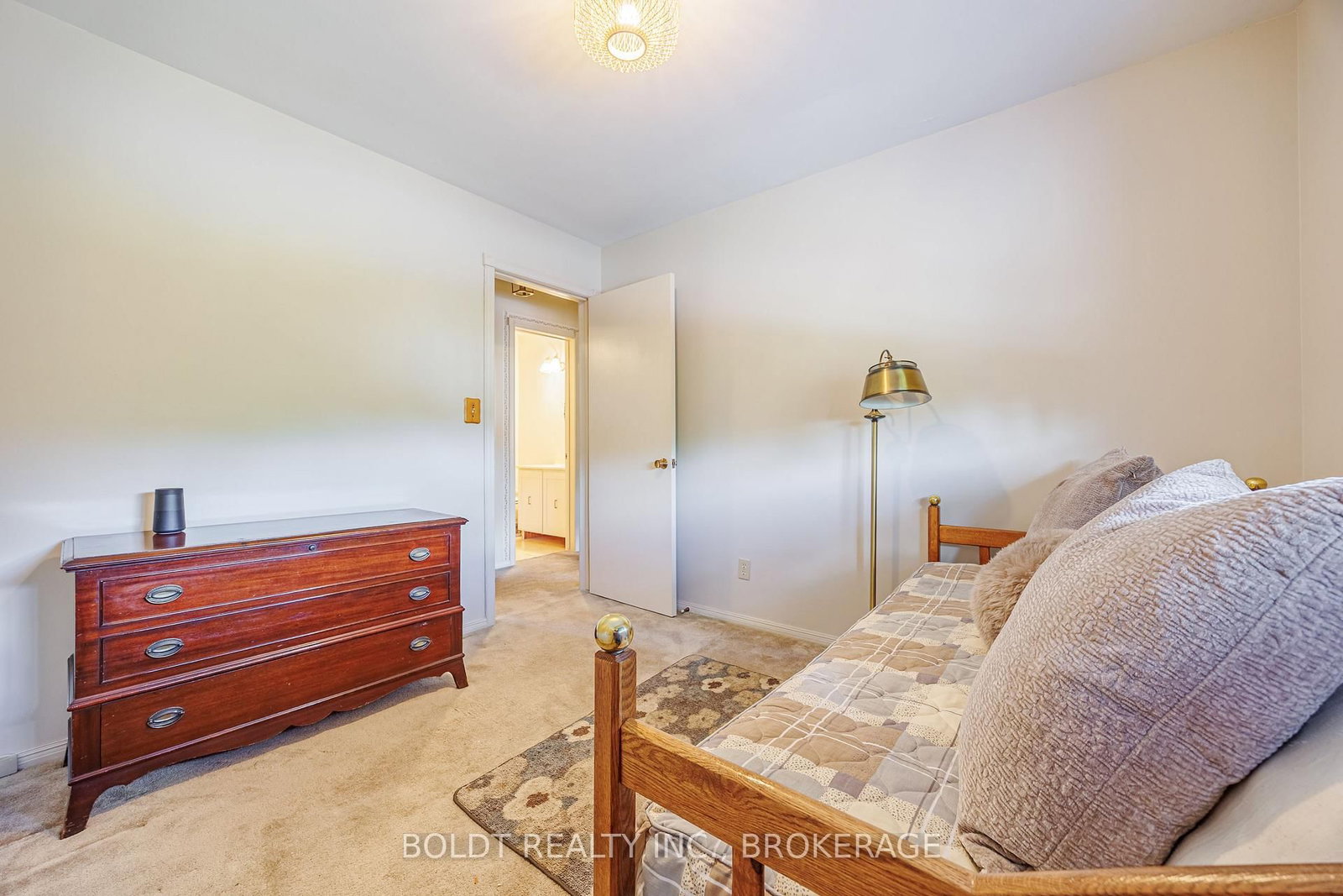 7 Mayholme Court • St. Catharines, ON photo 28