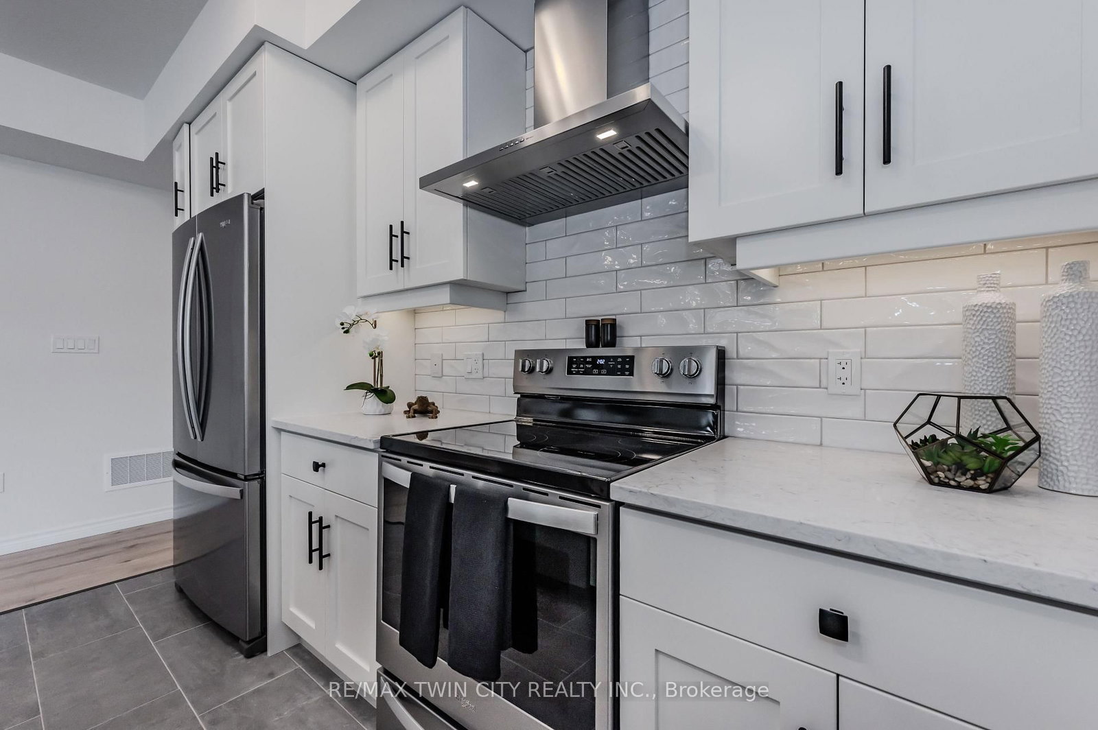 39 Lomond Lane • Kitchener, ON photo 27