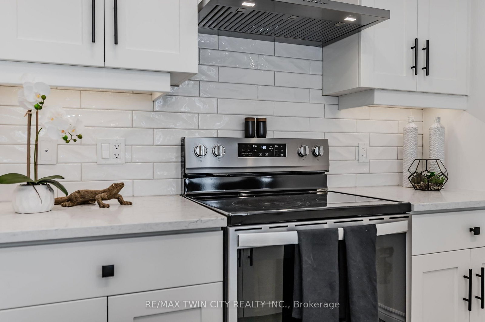 39 Lomond Lane • Kitchener, ON photo 28