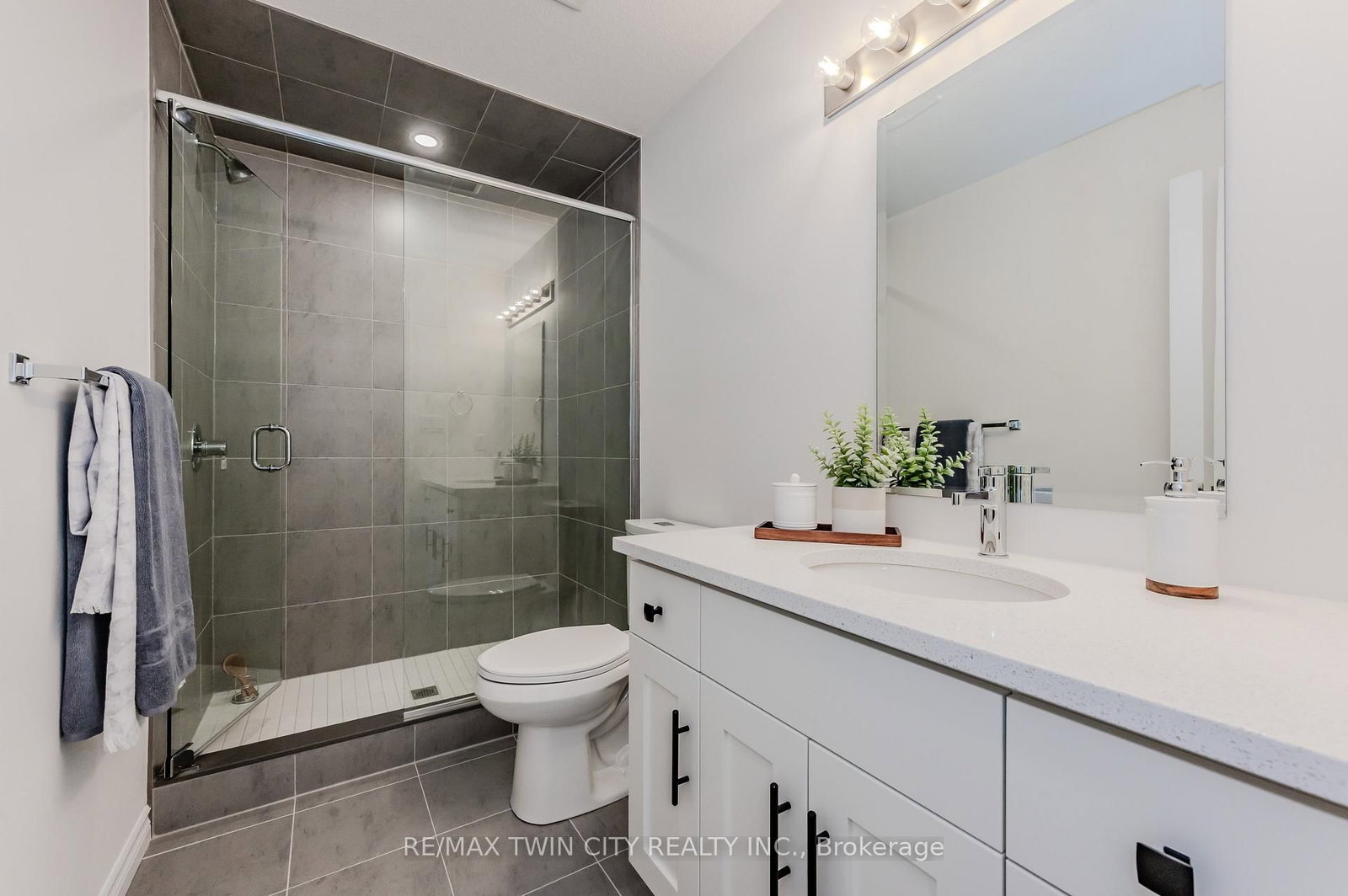 39 Lomond Lane • Kitchener, ON photo 37