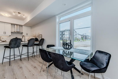 39 Lomond Lane • Kitchener, ON photo 7