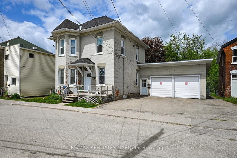 178 Chambers Street E
