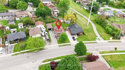 54 Tweedsmuir Avenue — photo 3