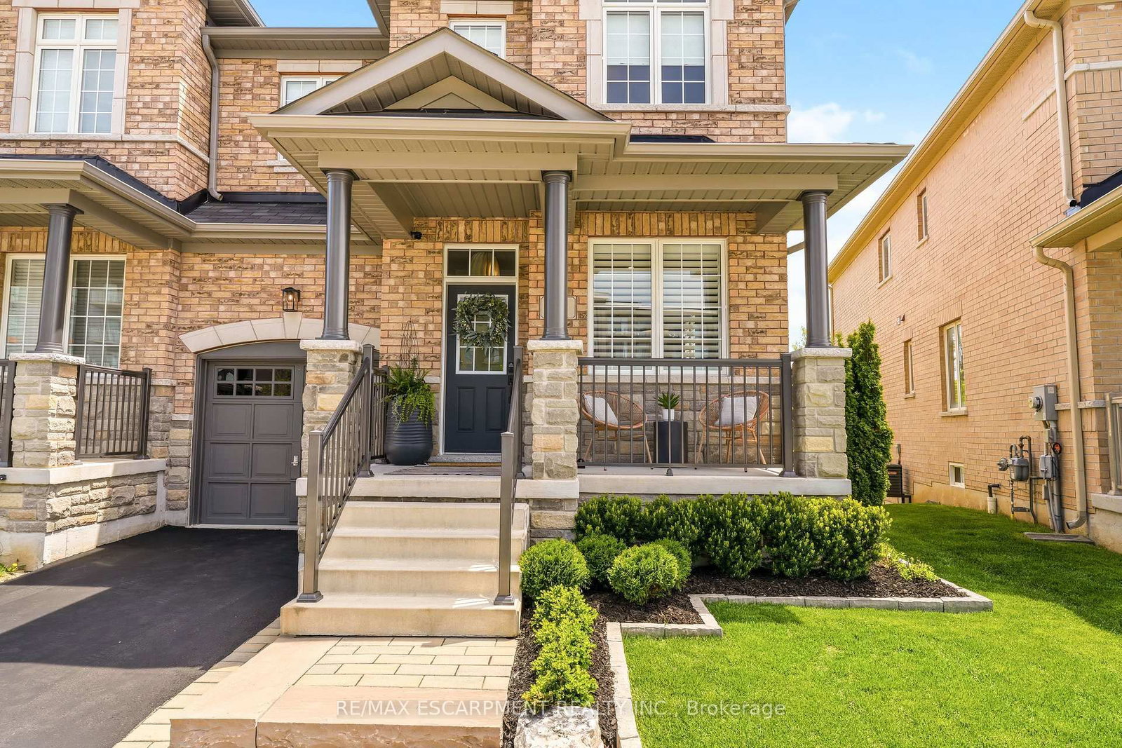 57 Riverwalk Drive - Photo 2