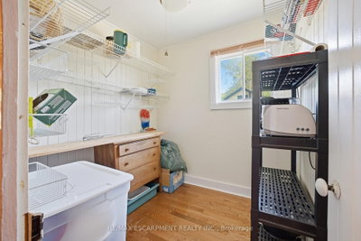 376 OAKWOOD Avenue • Fort Erie, ON photo 9