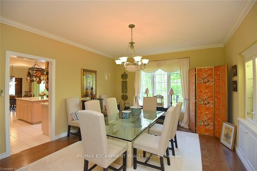 712 Robson Road • Hamilton, ON photo 10