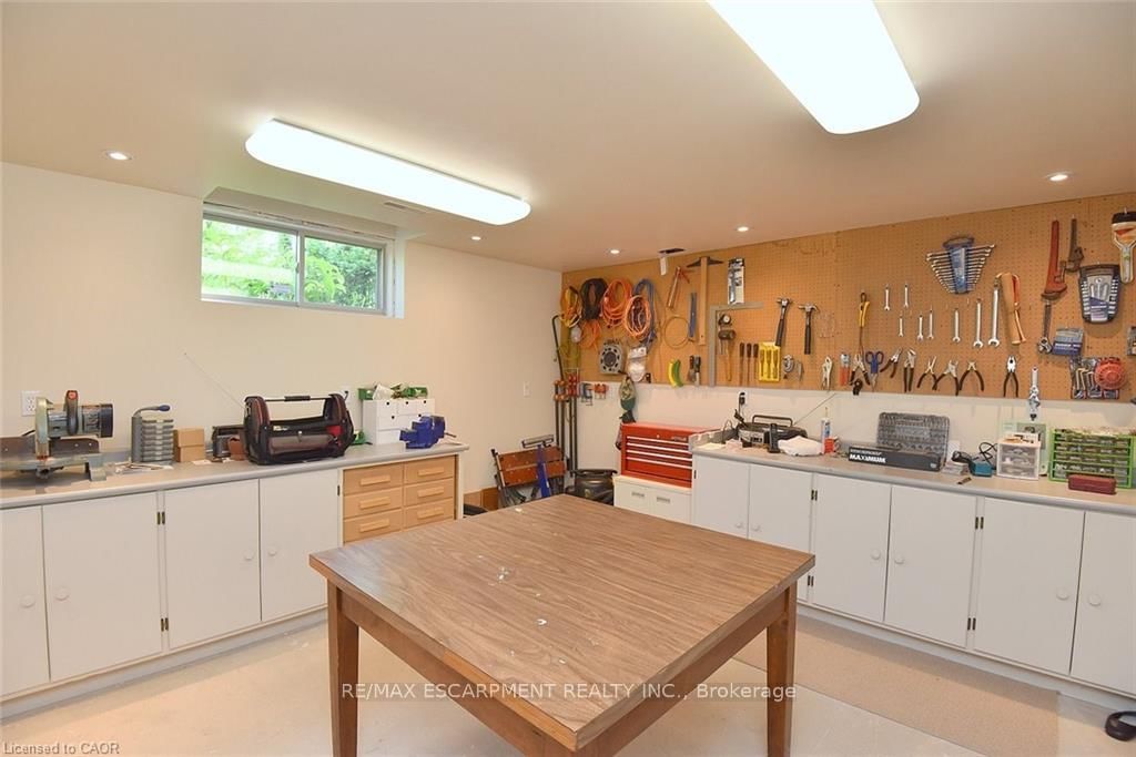 712 Robson Road • Hamilton, ON photo 32