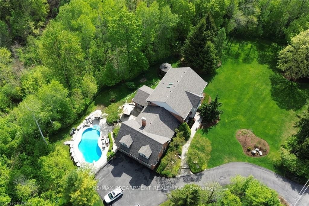 712 Robson Road • Hamilton, ON photo 46