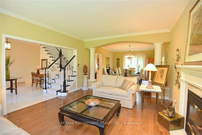 712 Robson Road • Hamilton, ON photo 6
