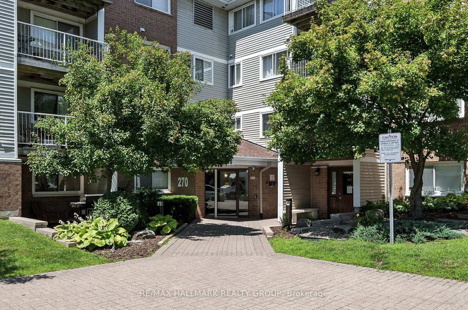 270 Brittany Drive • #412 • Ottawa, ON photo 2