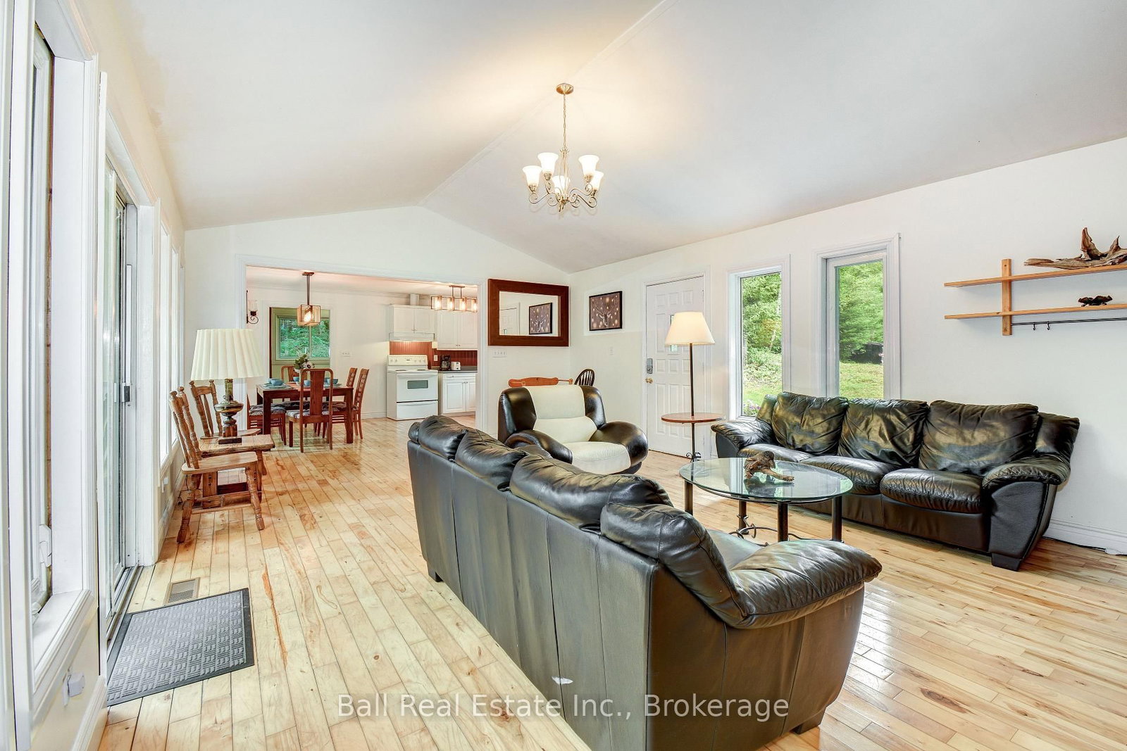 8403 Highway 28 • North Kawartha, ON photo 16