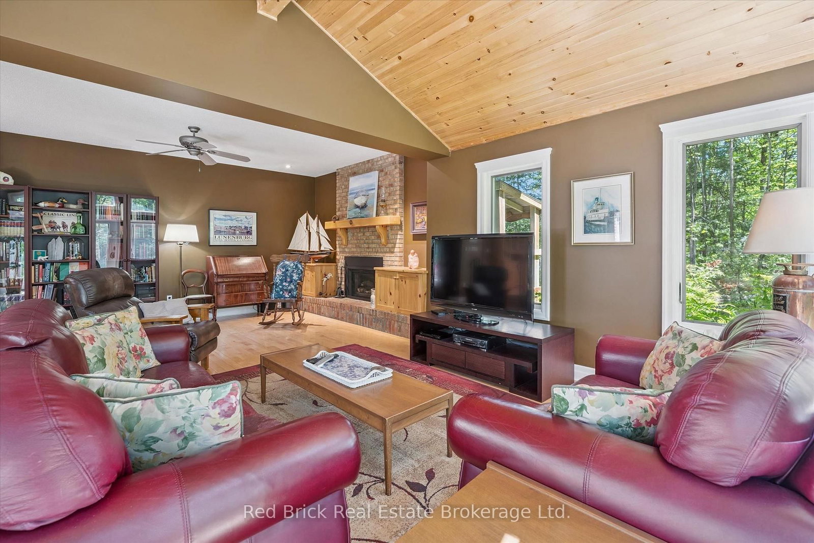 24 South Muskoka Drive • Bracebridge, ON photo 11