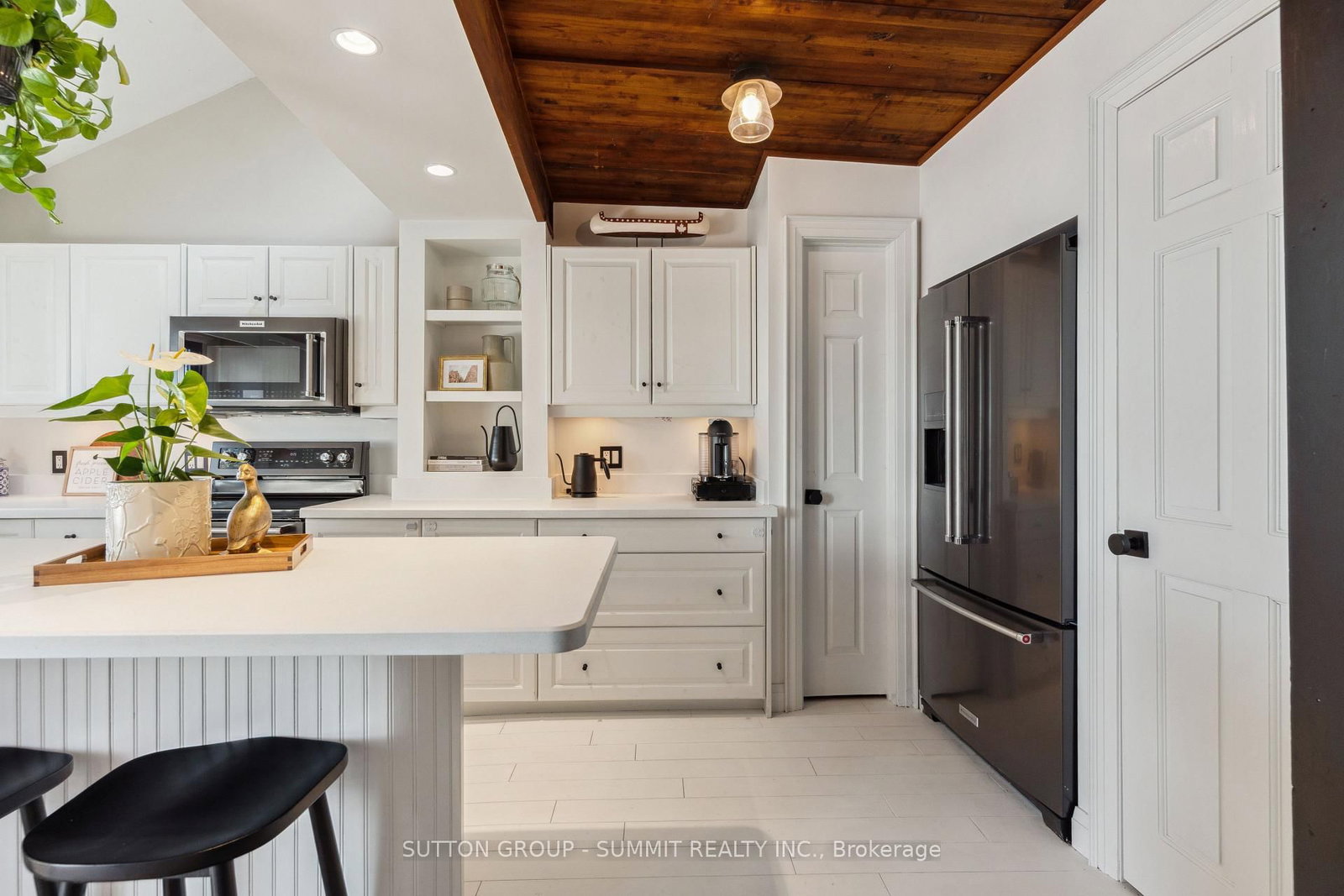 4209 MUSKOKA ROAD 117 • #3 • Lake of Bays, ON photo 17