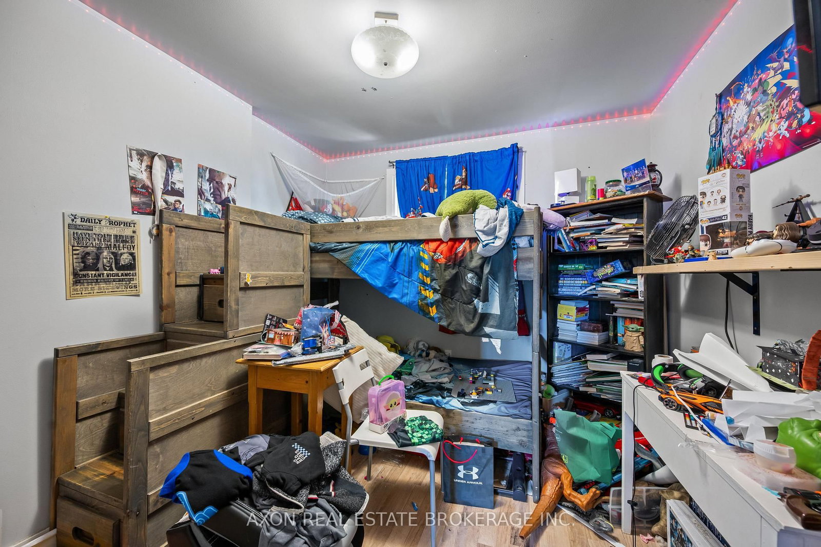Listing Image 13