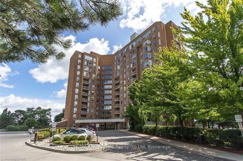 home for sale on 101-1414 King Street E