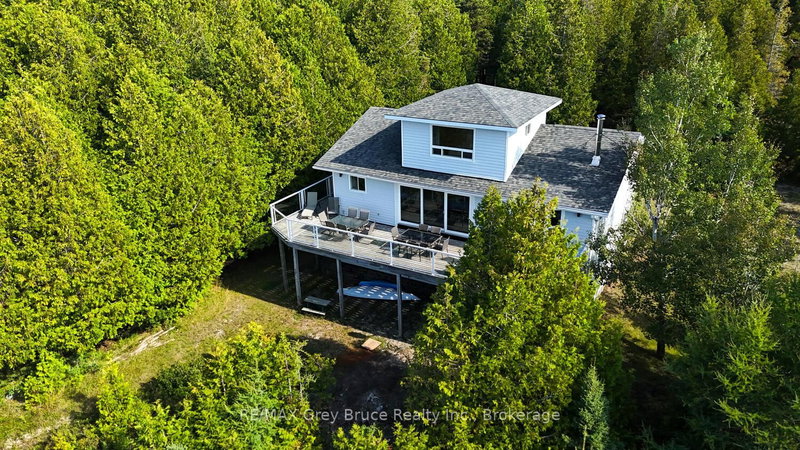 952 Dorcas Bay Road