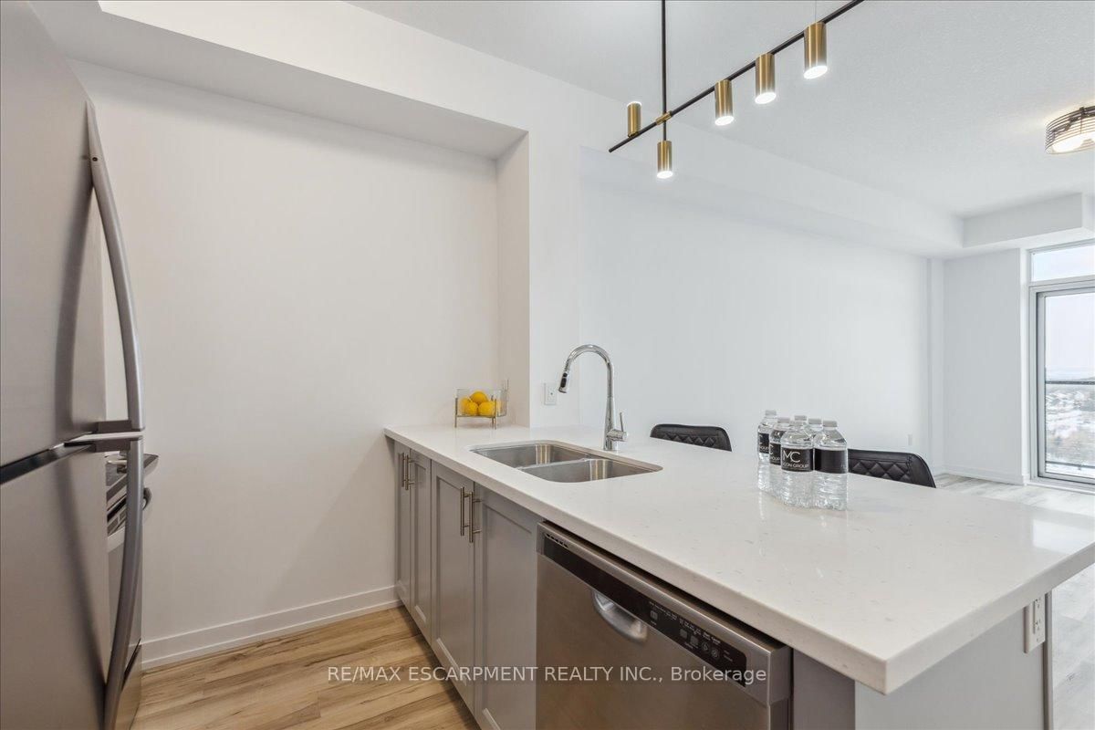 450 Dundas Street E, Unit 1001 - Photo 6