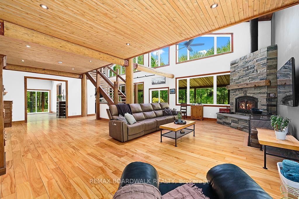 1439 Lacroix Road • Clarence-Rockland, ON photo 3