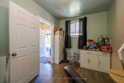 582 Hill Street • London East, ON photo 8