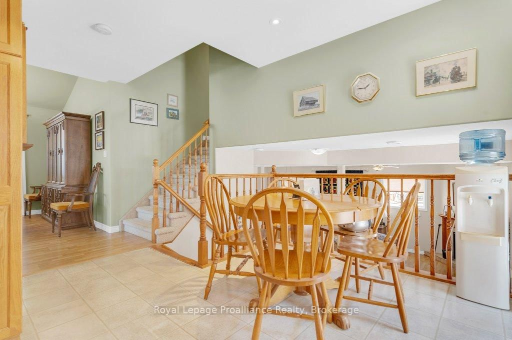82 Gavey Street • Belleville, ON photo 17
