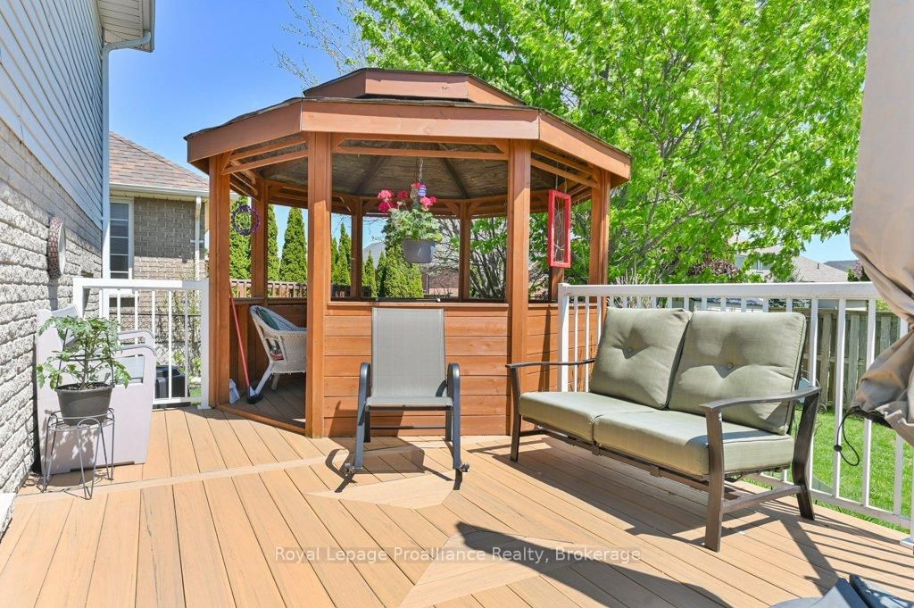 82 Gavey Street • Belleville, ON photo 30
