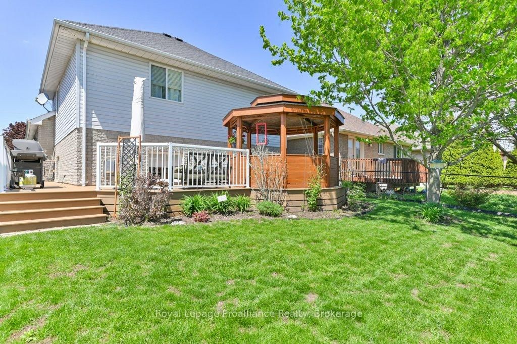82 Gavey Street • Belleville, ON photo 34