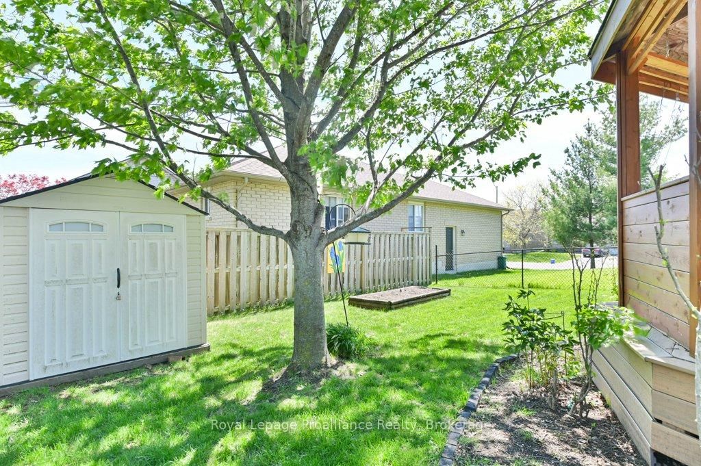82 Gavey Street • Belleville, ON photo 36