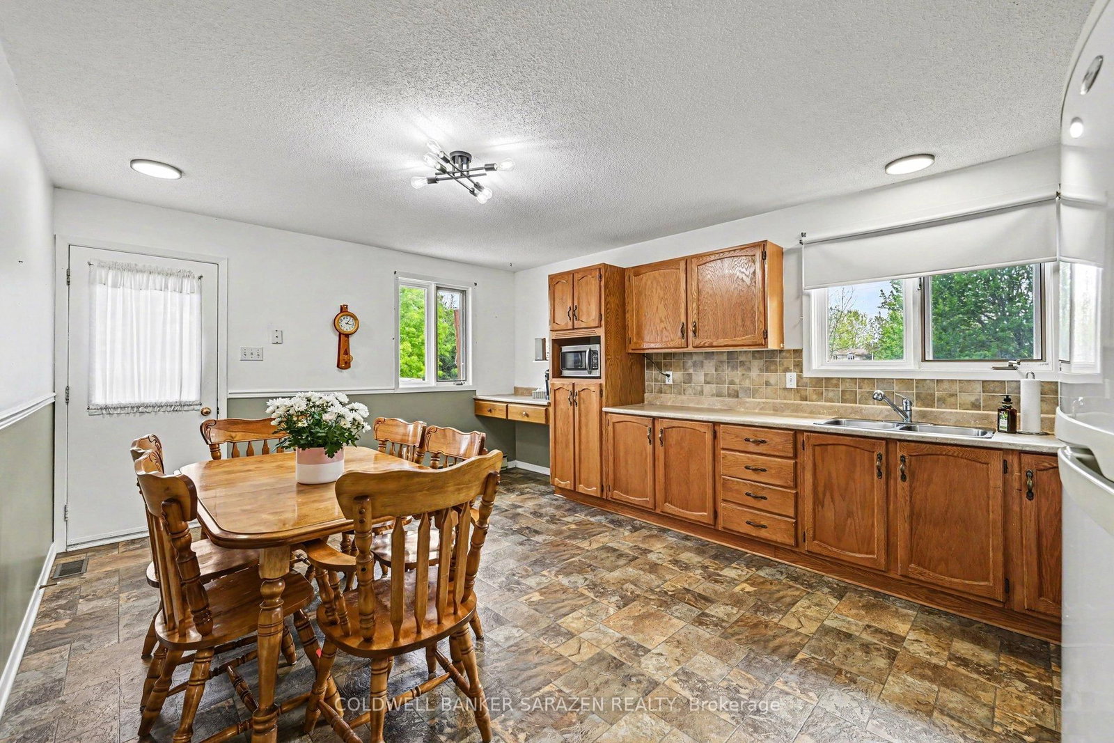 258 Allan Drive • Arnprior, ON photo 9