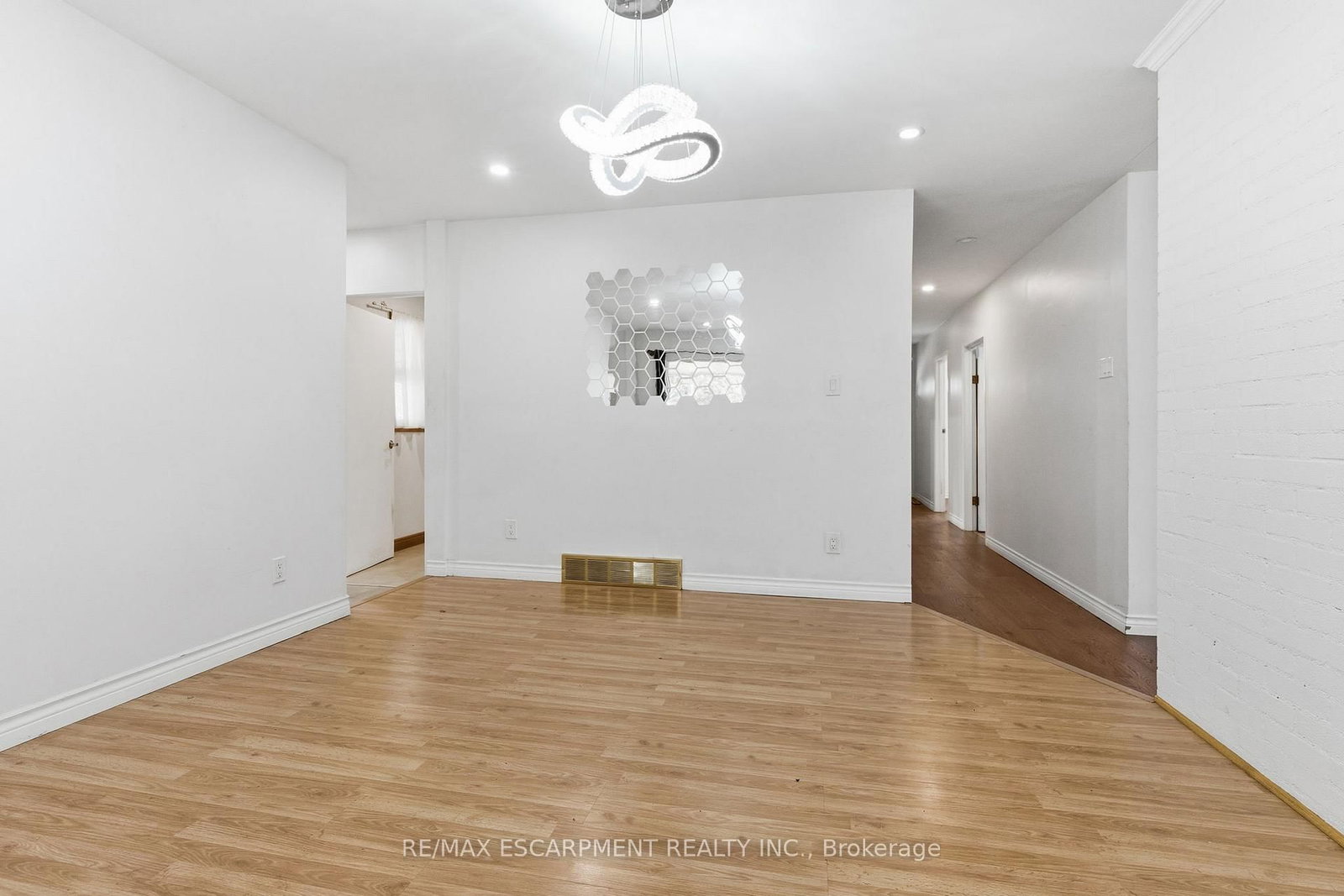 797 Highway 6 • Haldimand, ON photo 12