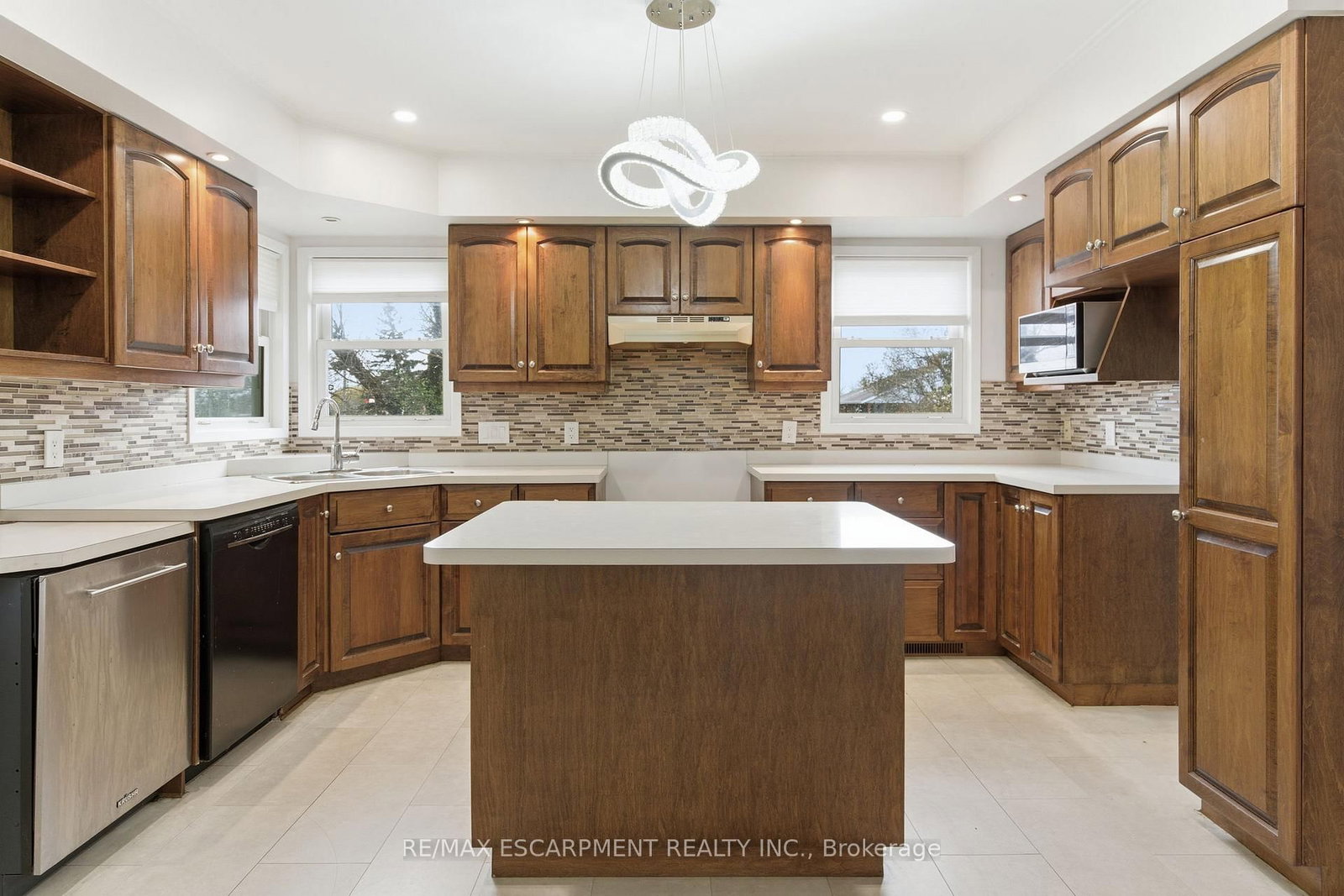 797 Highway 6 • Haldimand, ON photo 15