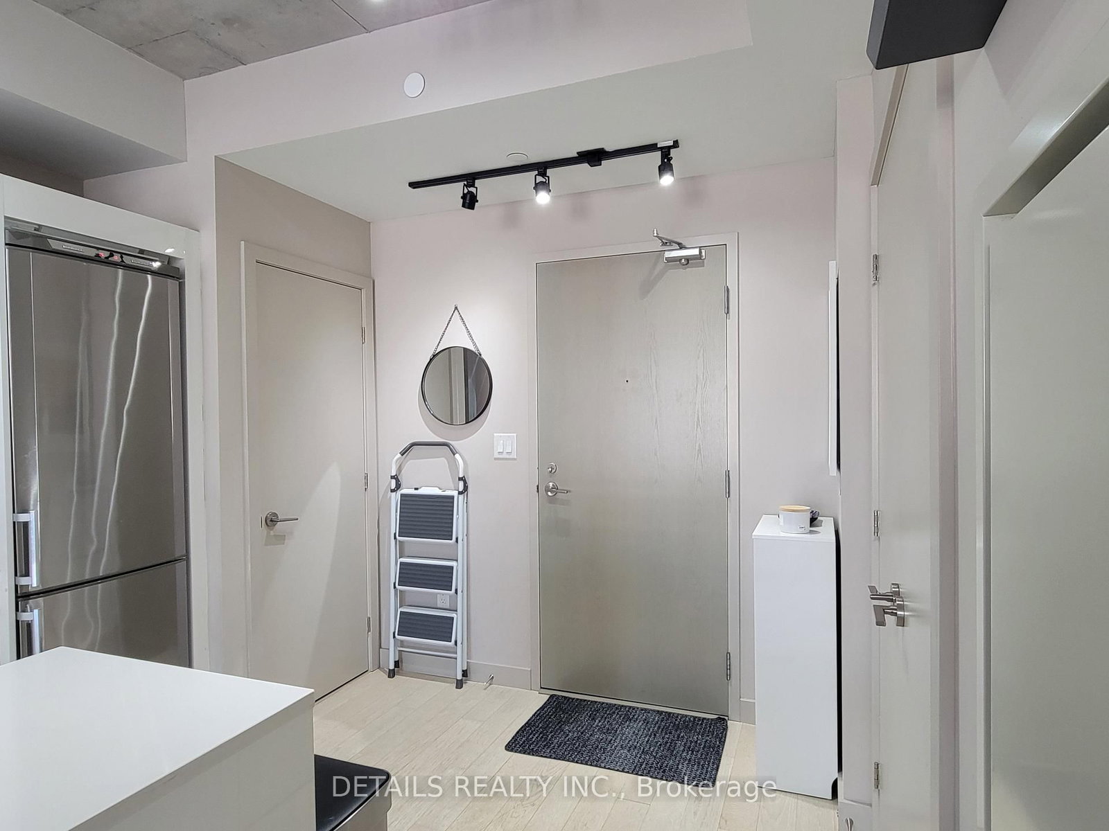 224 N Lyon Street • #812 • Ottawa, ON photo 22