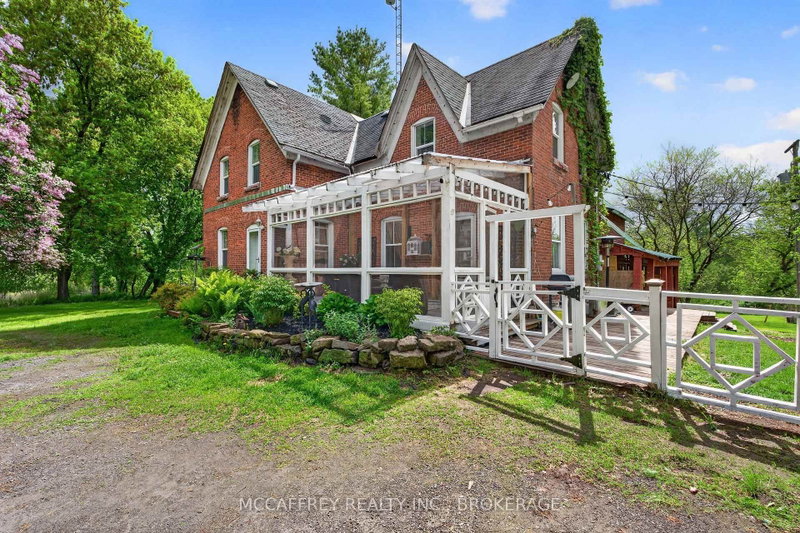 1817 Glen Smail Road, Edwardsburgh/Cardinal