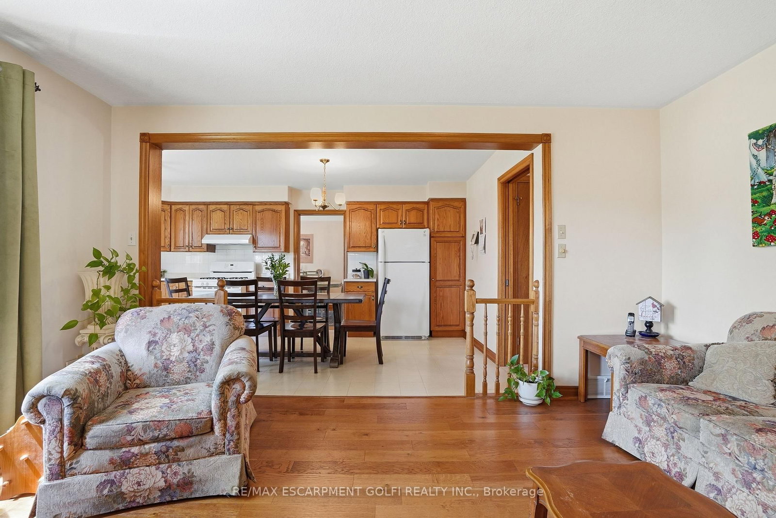 11 Greenbriar Court • Welland, ON photo 11