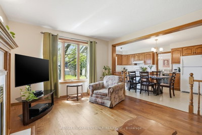 11 Greenbriar Court • Welland, ON photo 5