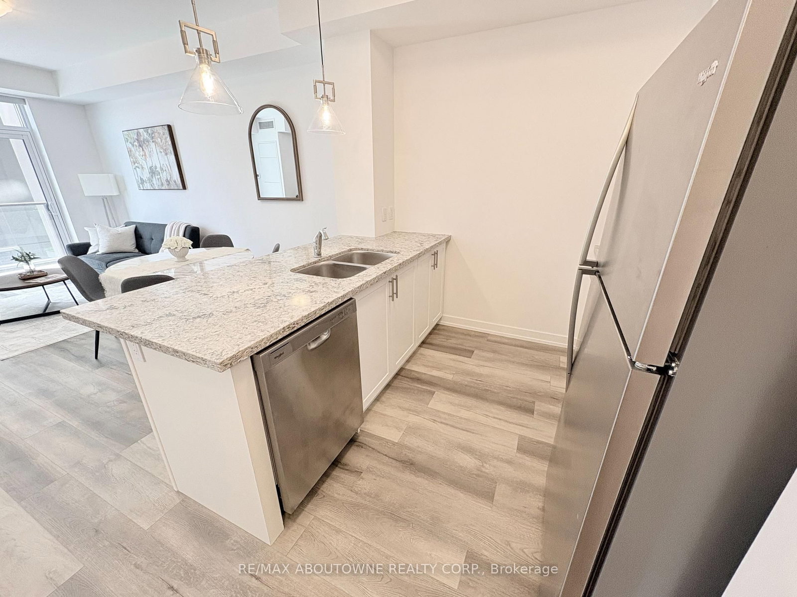 470 Dundas Street E, Unit 429 - Photo 15