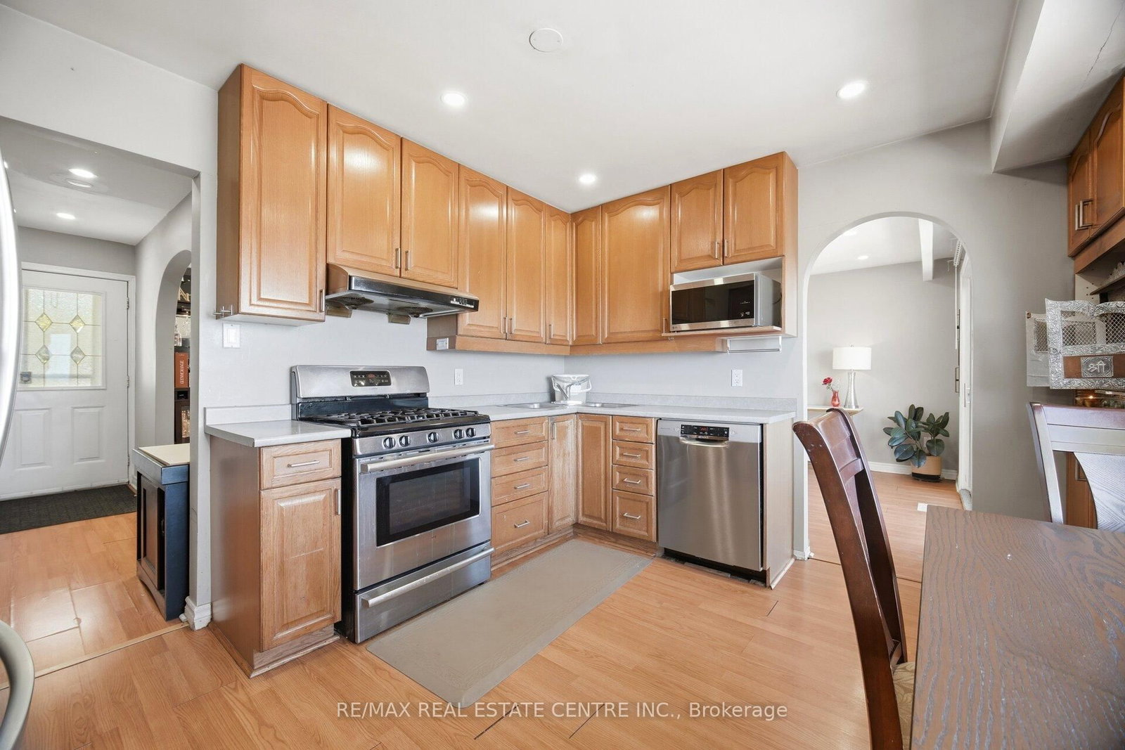 Listing Image 19